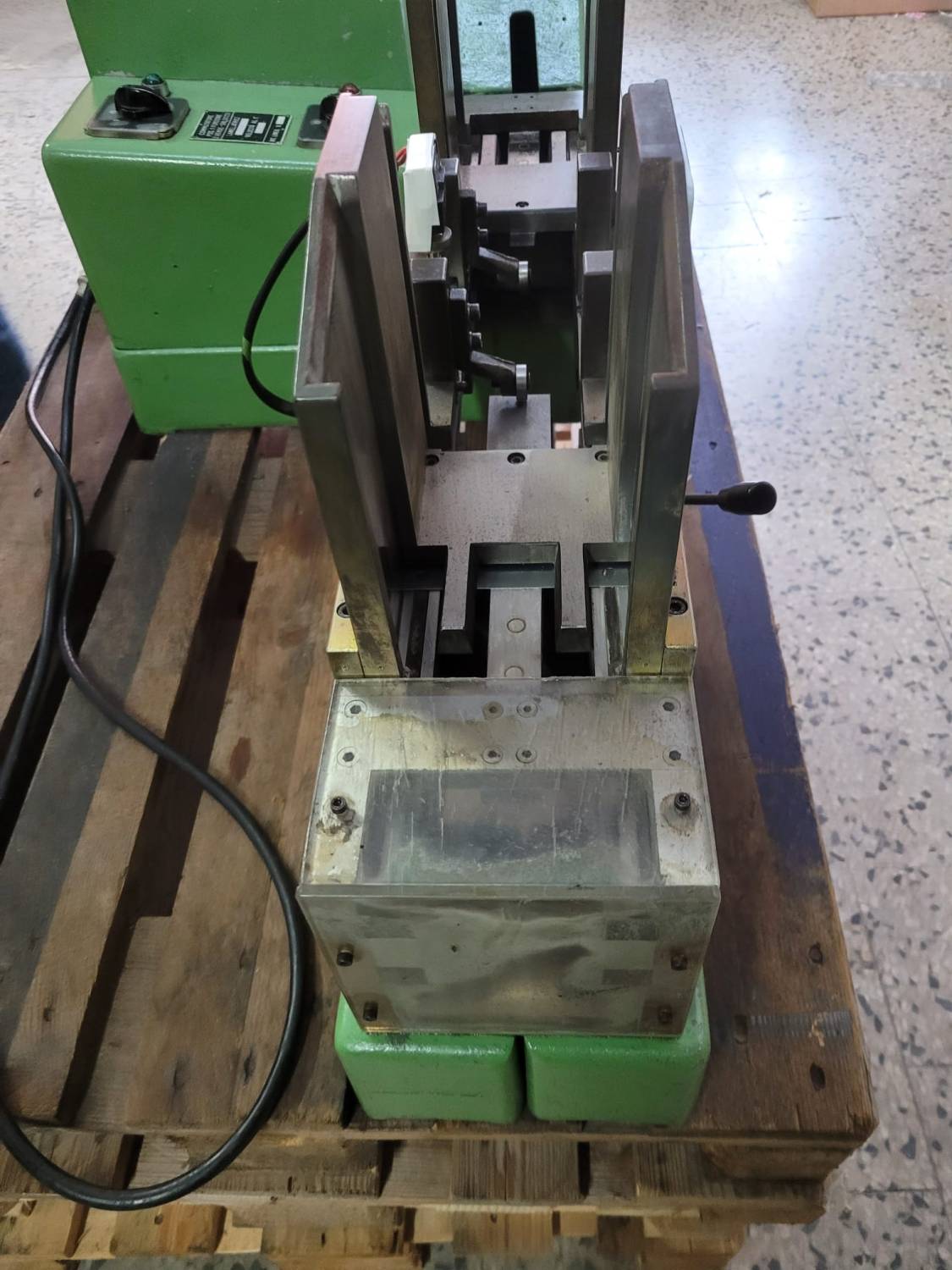 Lamination machine Angelo Vecchio - fixed-head - column 40 | Grassi ...